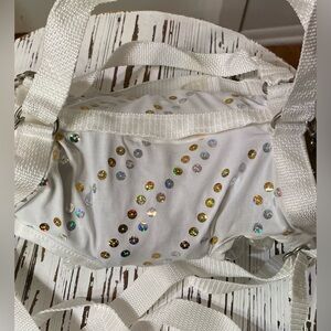 White with Silver and Gold Sequins Puppy Purse and Harness.
X-Large